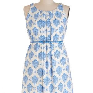 🌟MOVING SALE🌟 Spring print belted dress